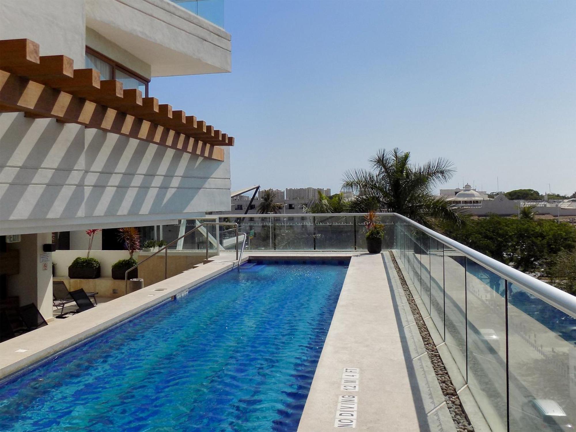 Holiday Inn Express Puerto Vallarta By Ihg Buitenkant foto